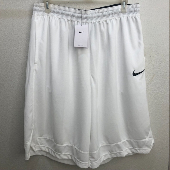 Mens Nike basketball shorts - Picture 1 of 4